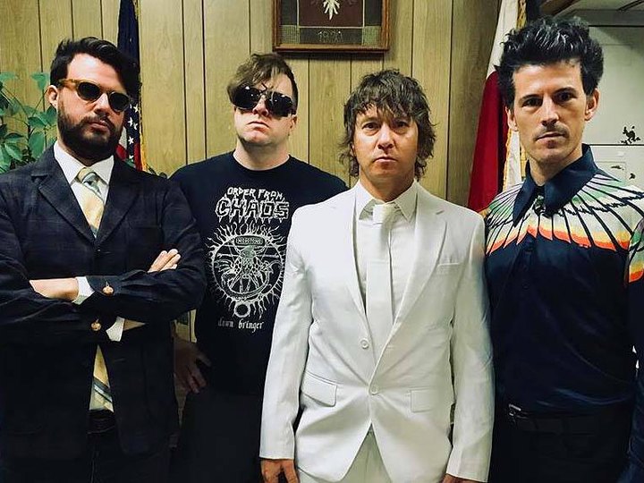 191212 - THE FLYING LUTTENBACHERS (USA), FS MASSAKER (A)