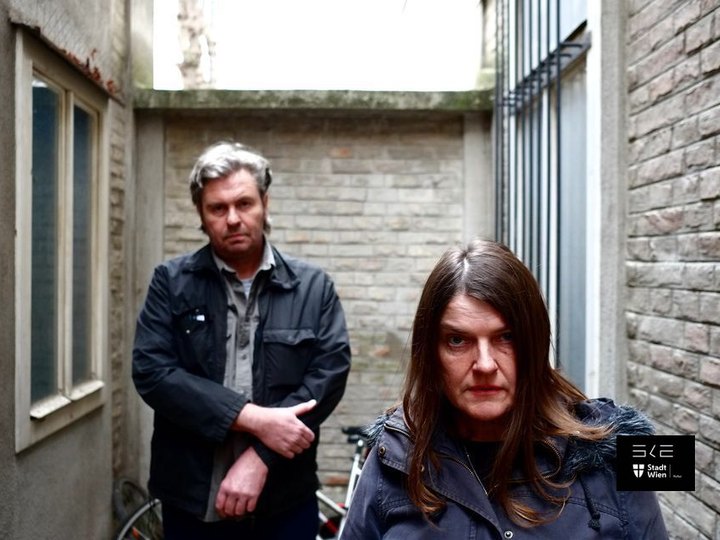 211021 - PARADISO INFERNAL (A)