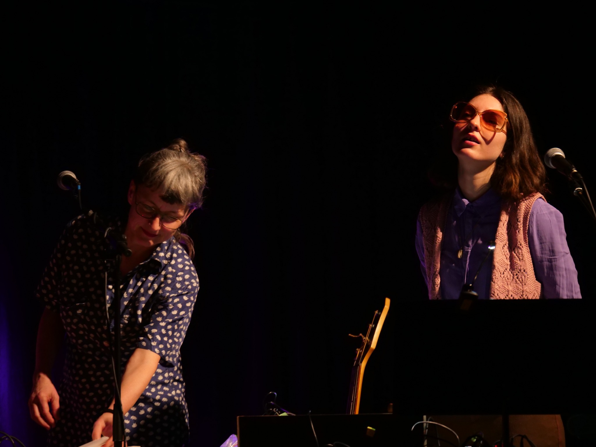 220621 - XX Y X: Billy Roisz & Karolina Preuschl ... maybe audience decide ...