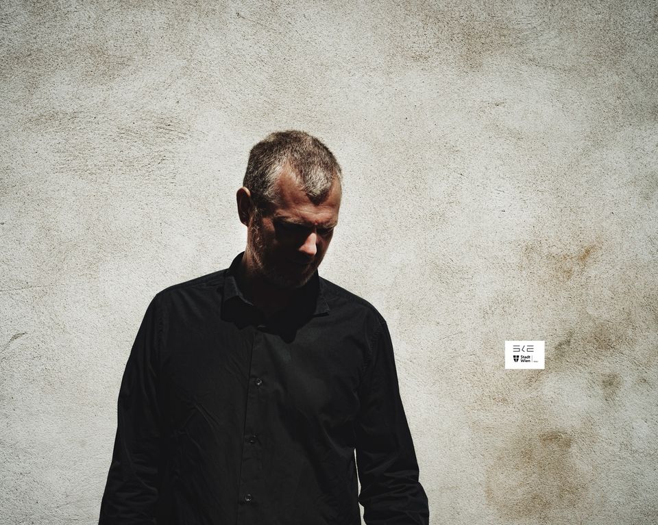 220927 - MATT ELLIOTT