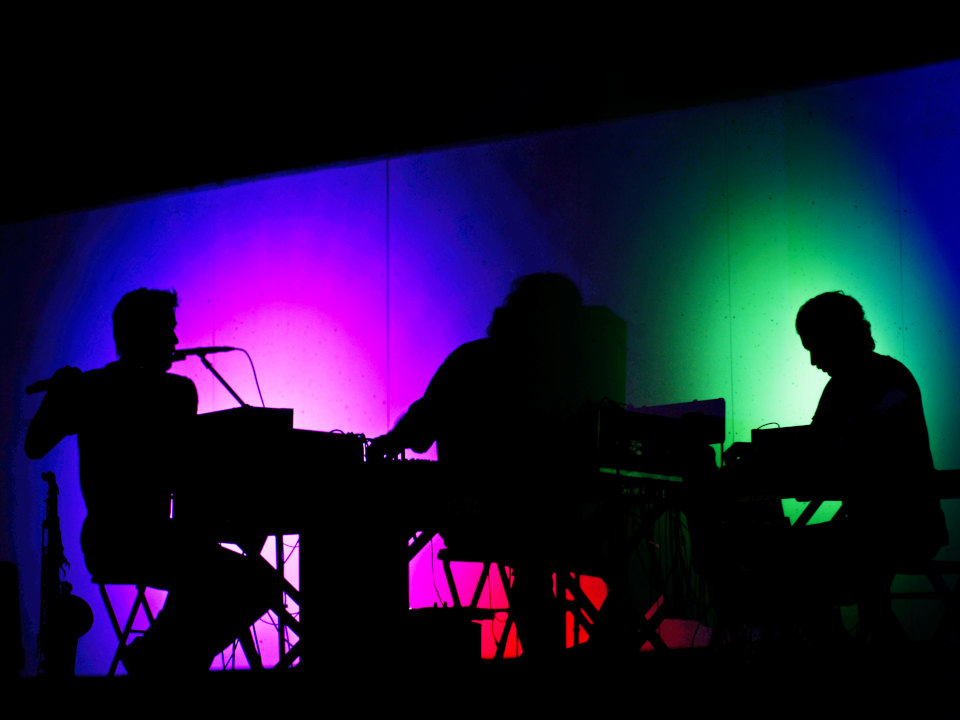 231105 - BITCHIN BAJAS